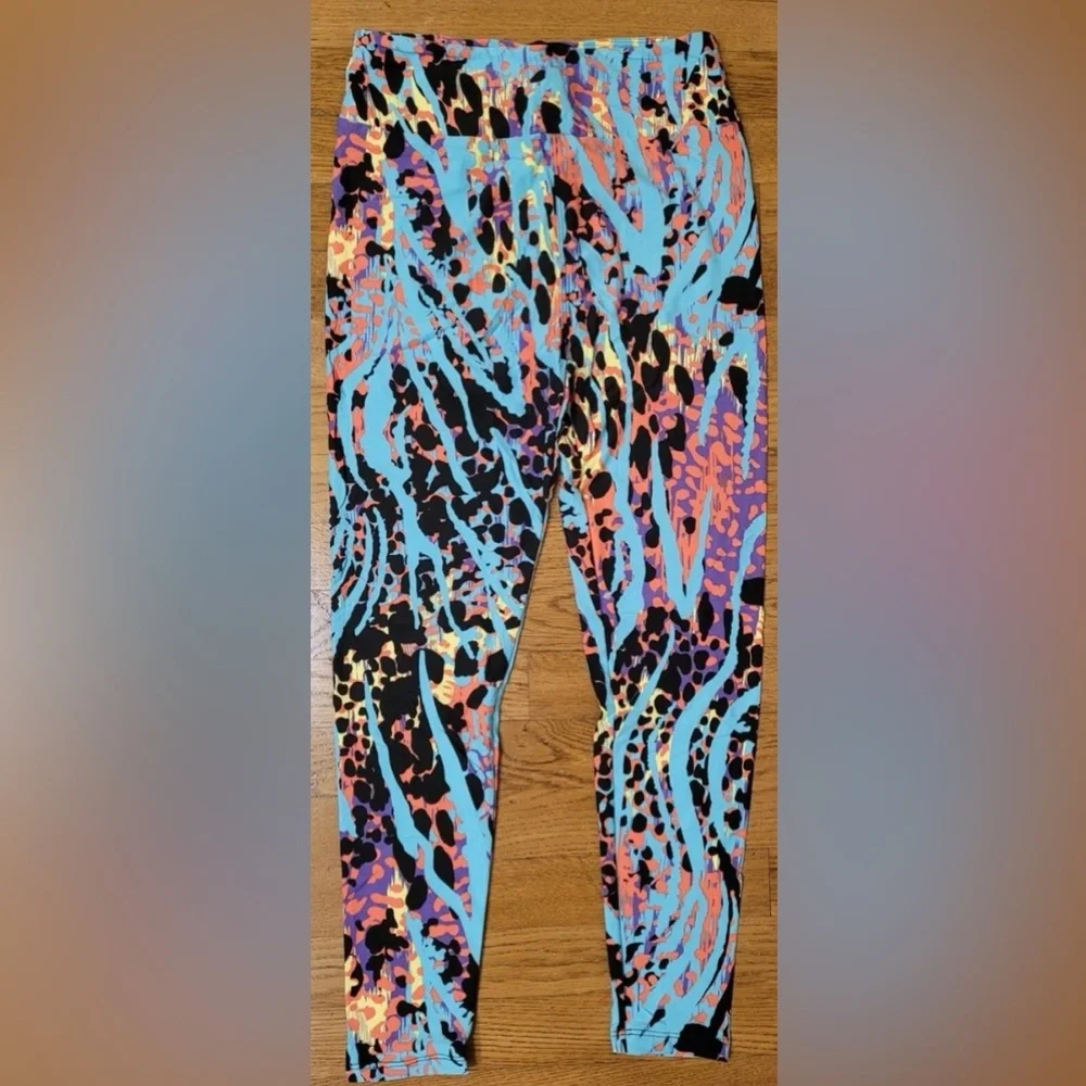 LuLaRoe Black, Turquoise, Purple & Coral Abstract Print Leggings - Picture 1 of 2